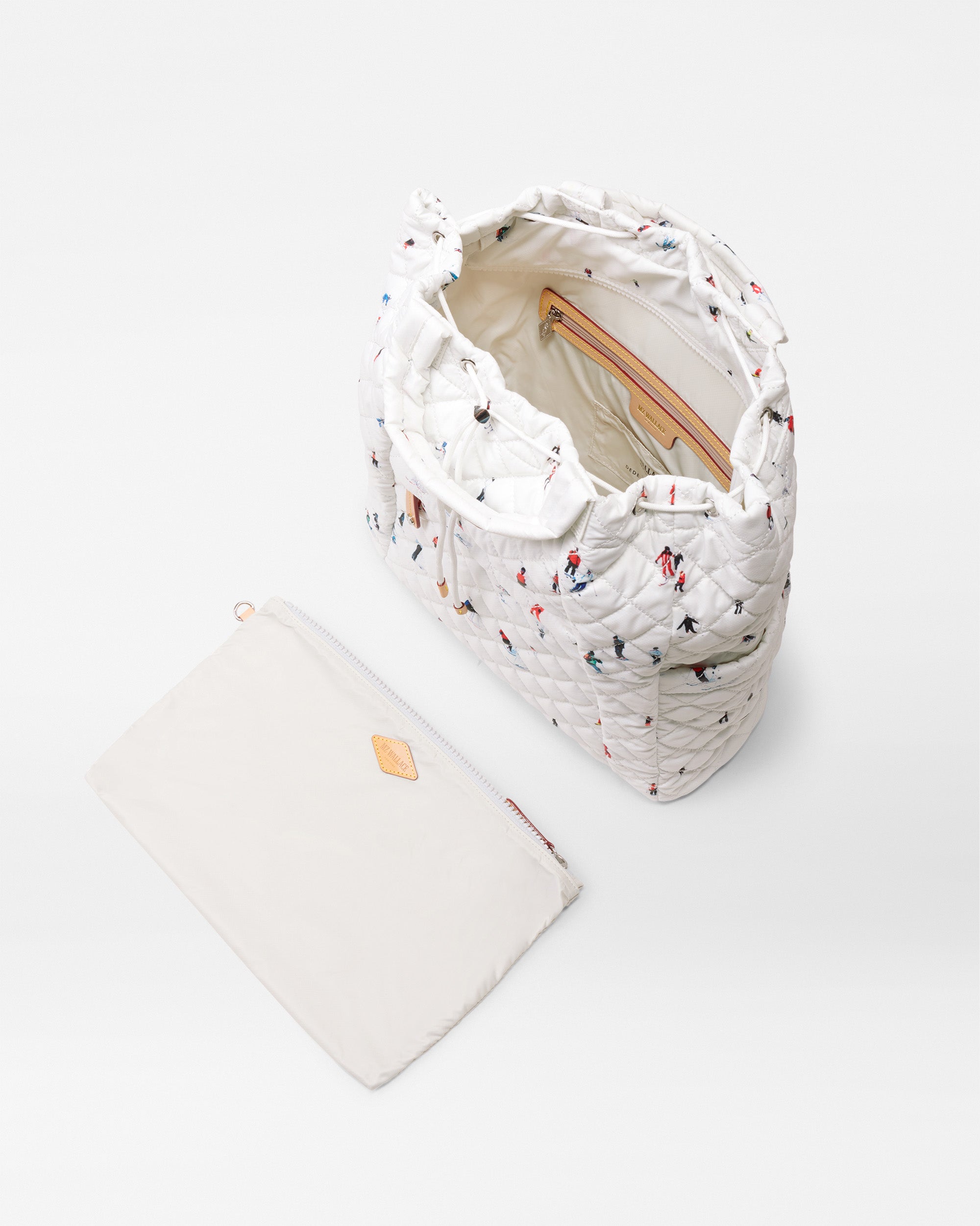 Dede Ski Print Metro Convertible Backpack - Image 4