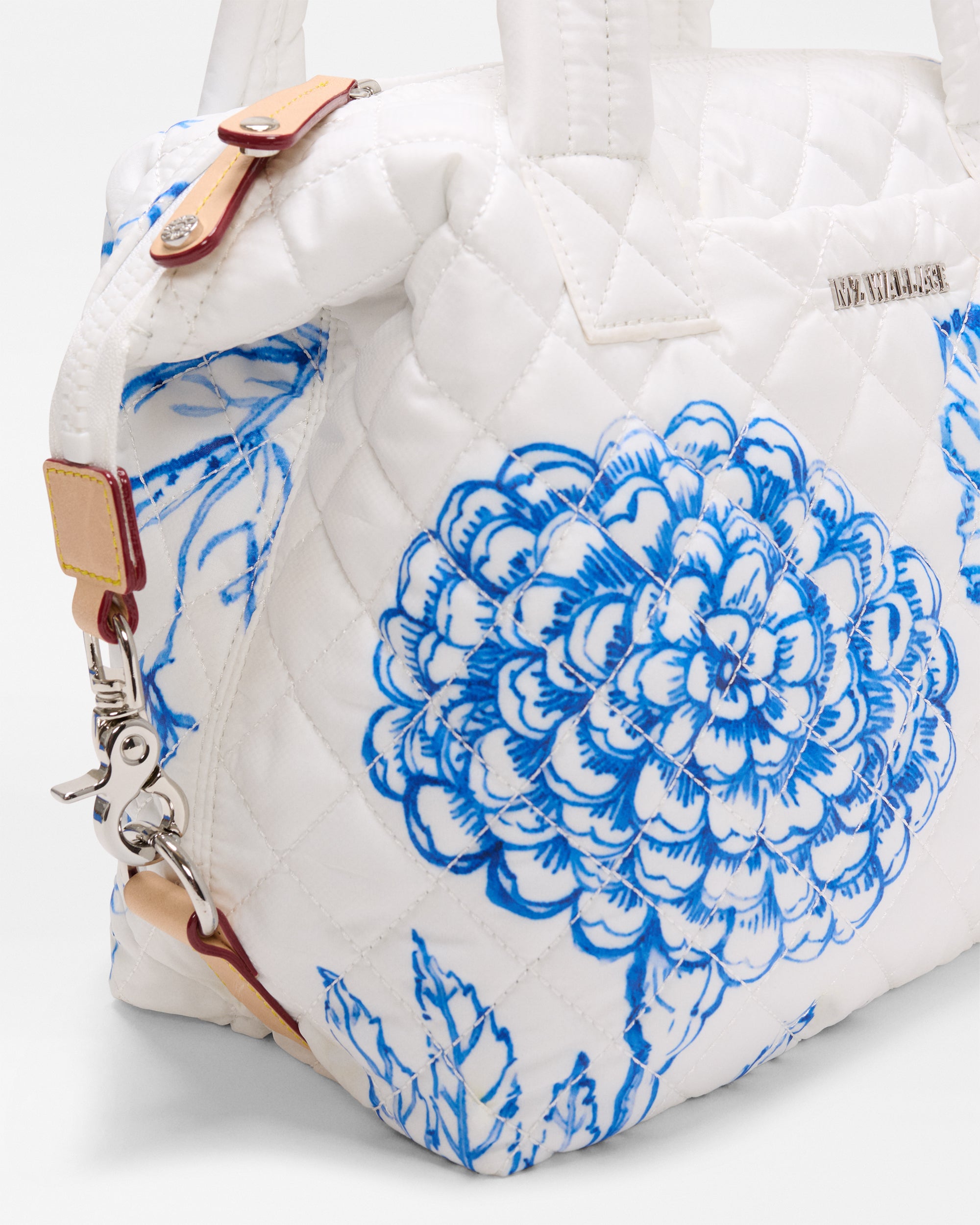 Porcelain Blue/Floral Small Sutton Deluxe - Image 4